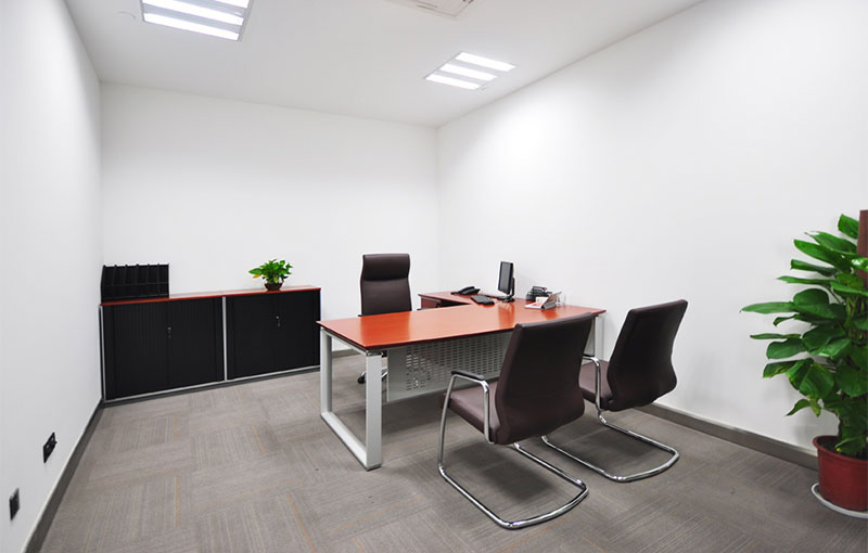 服装公司办公室空间设计与办公家具布置设计。 