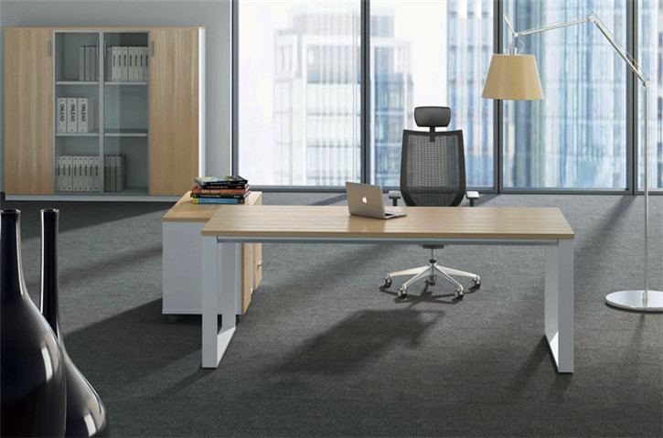 服装公司办公室空间设计与办公家具布置设计